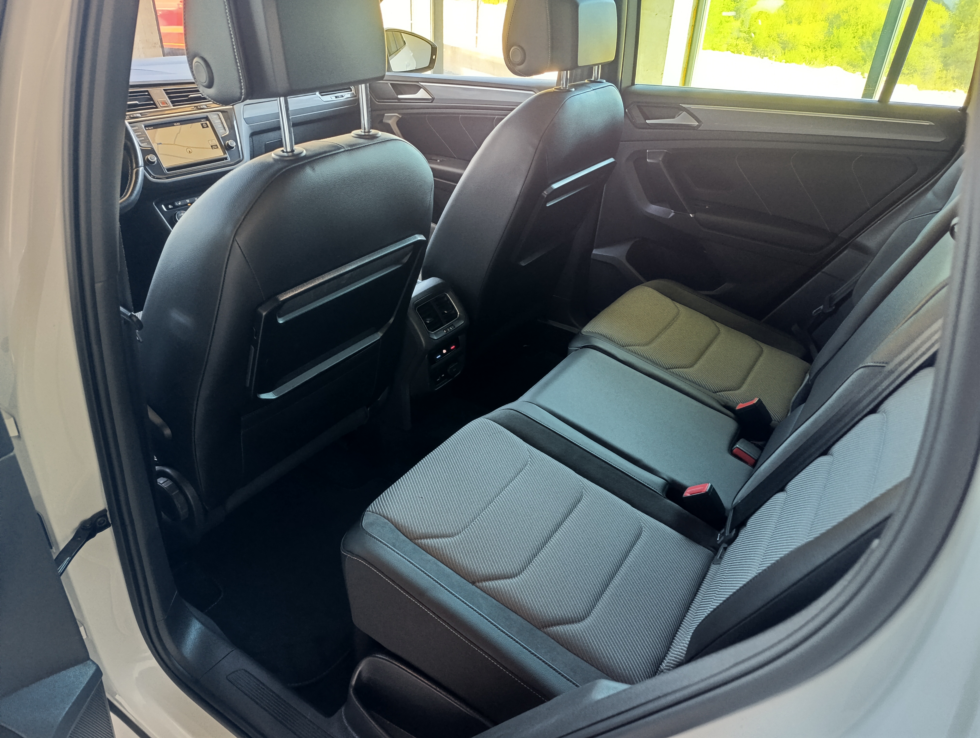 VW Tiguan 2.0 tdi DSG 4Motion
