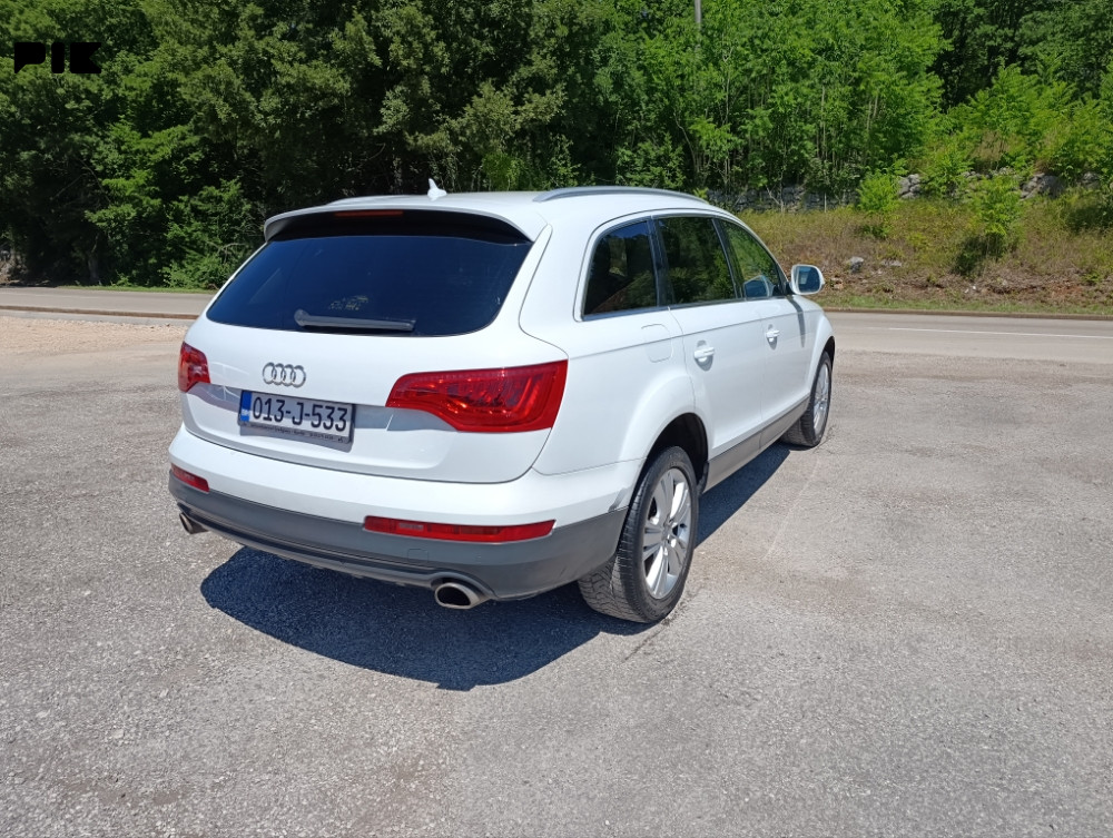 Audi Q7 3.0 tdi quattro 2012 god FACELIFT EXCLUSIVE
