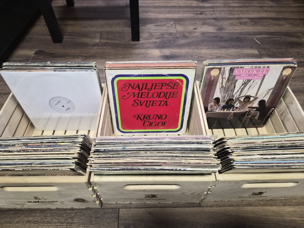 LOT LP GRAMOFONSKIH PLOČA 131 KOMAD