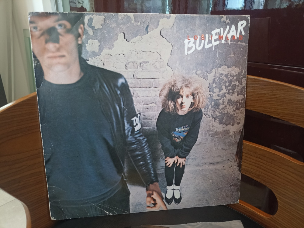 BULEVAR - LOŠ I MLAD LP GRAMOFONSKA PLOČA