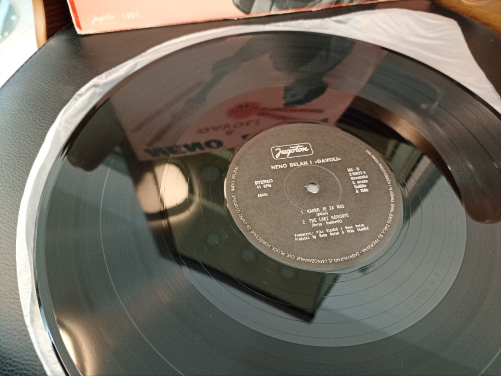 NENO BELAN & ĐAVOLI - MAXI SYNGLE 45" - LP GRAMOFONSKA PLOČA