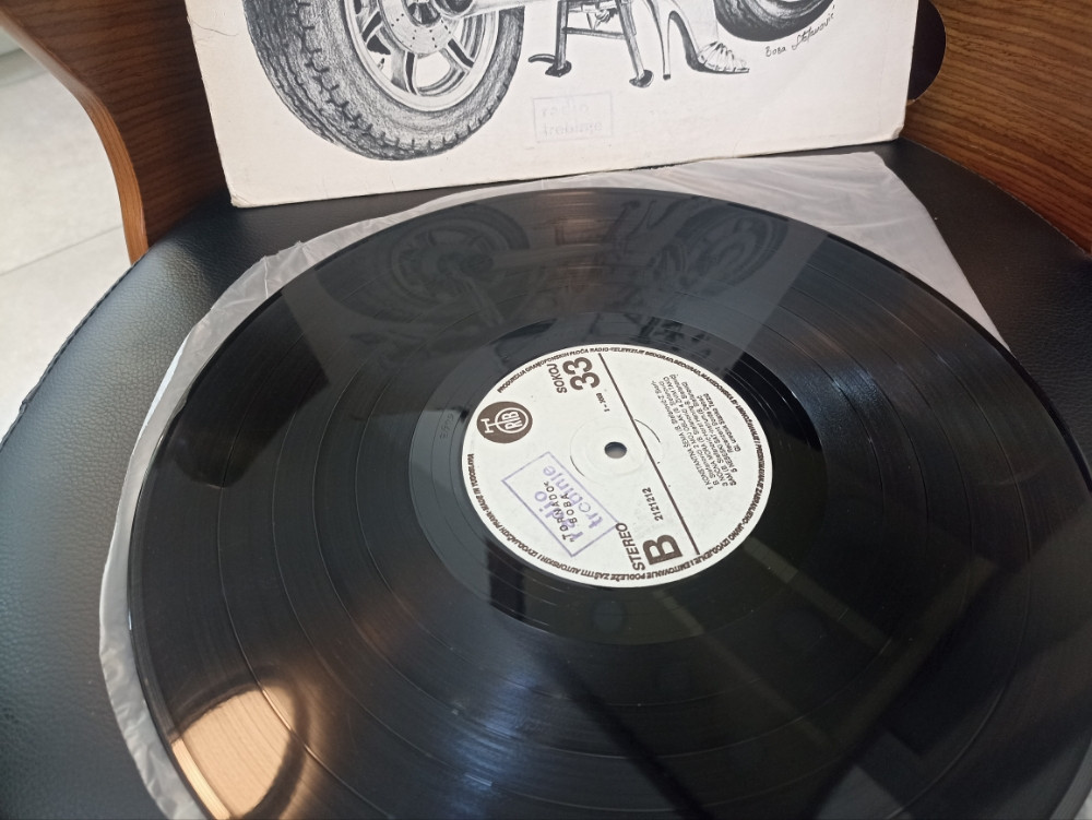 BOBA STEFANOVIĆ - TORNADO LP GRAMOFONSKA PLOČA NAVI