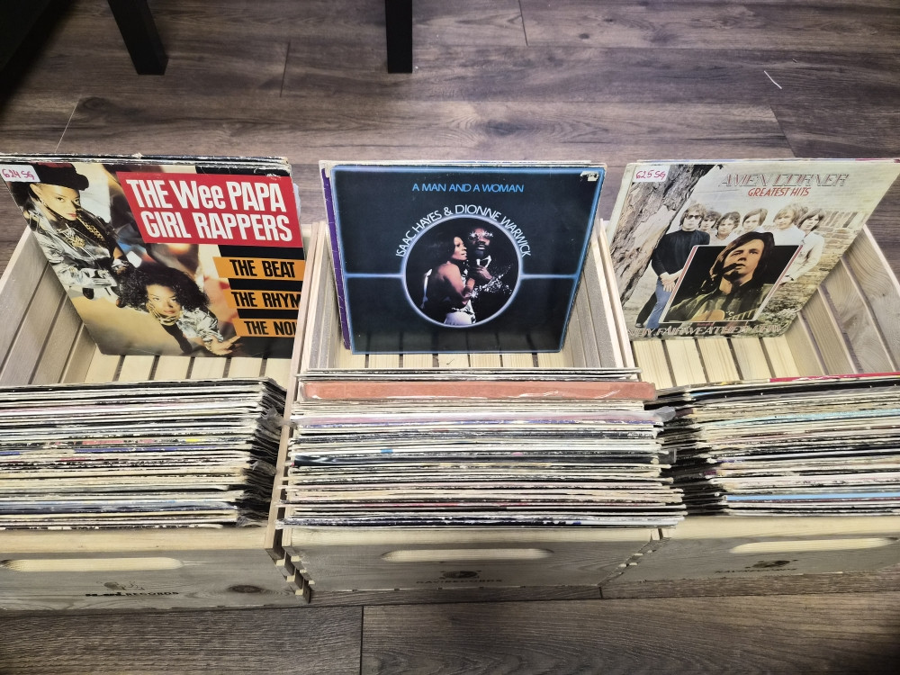 LOT LP GRAMOFONSKIH PLOČA 131 KOMAD