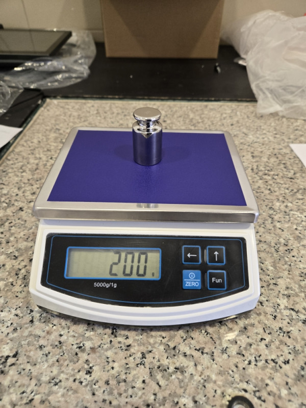 Kuhinjska vaga 5 kg digitalna