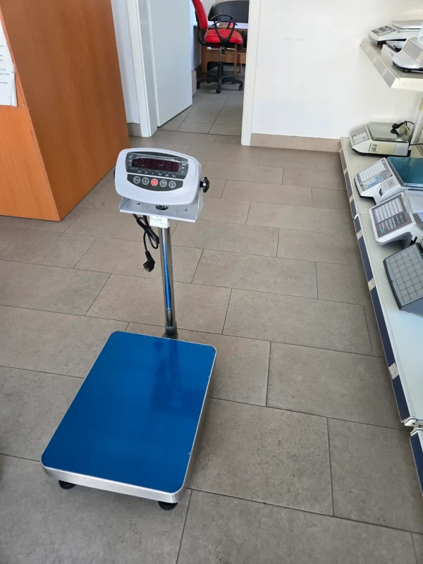 Digitalna magacinska vaga 500x400mm 150 kg - baždarena