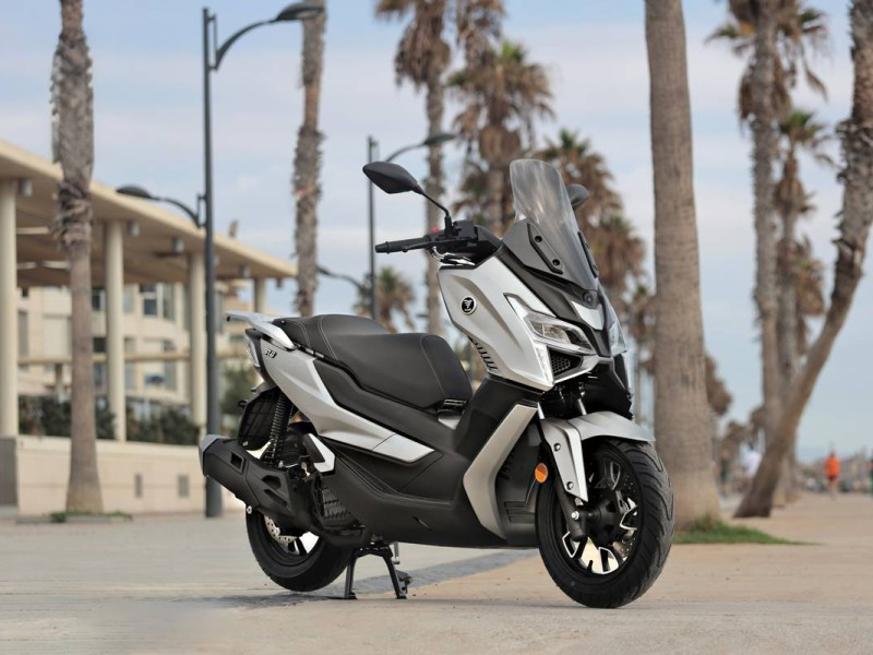 VOGE SR1 ADV 125 SKUTER MOTOR MOTO