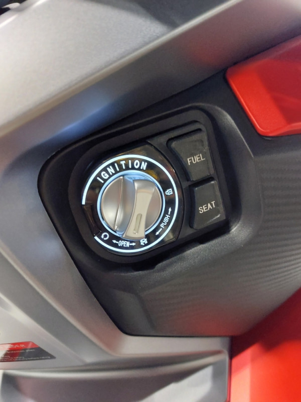 VOGE SR1 ADV 125 SKUTER MOTOR MOTO