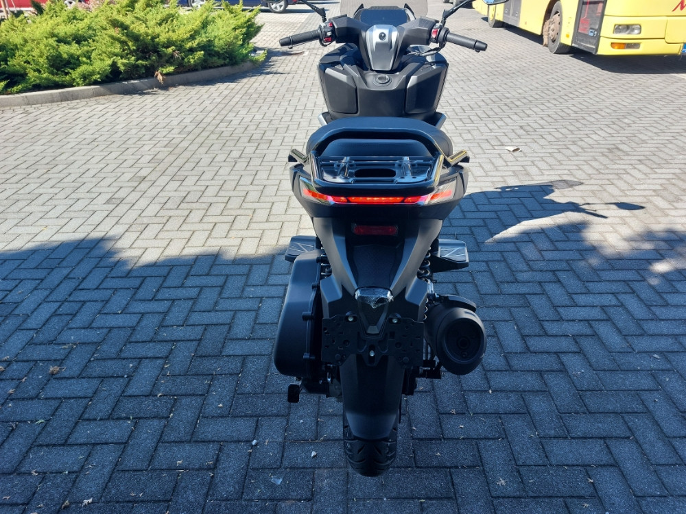 VOGE SR3 250 MAX SKUTER MOTOR MOTO