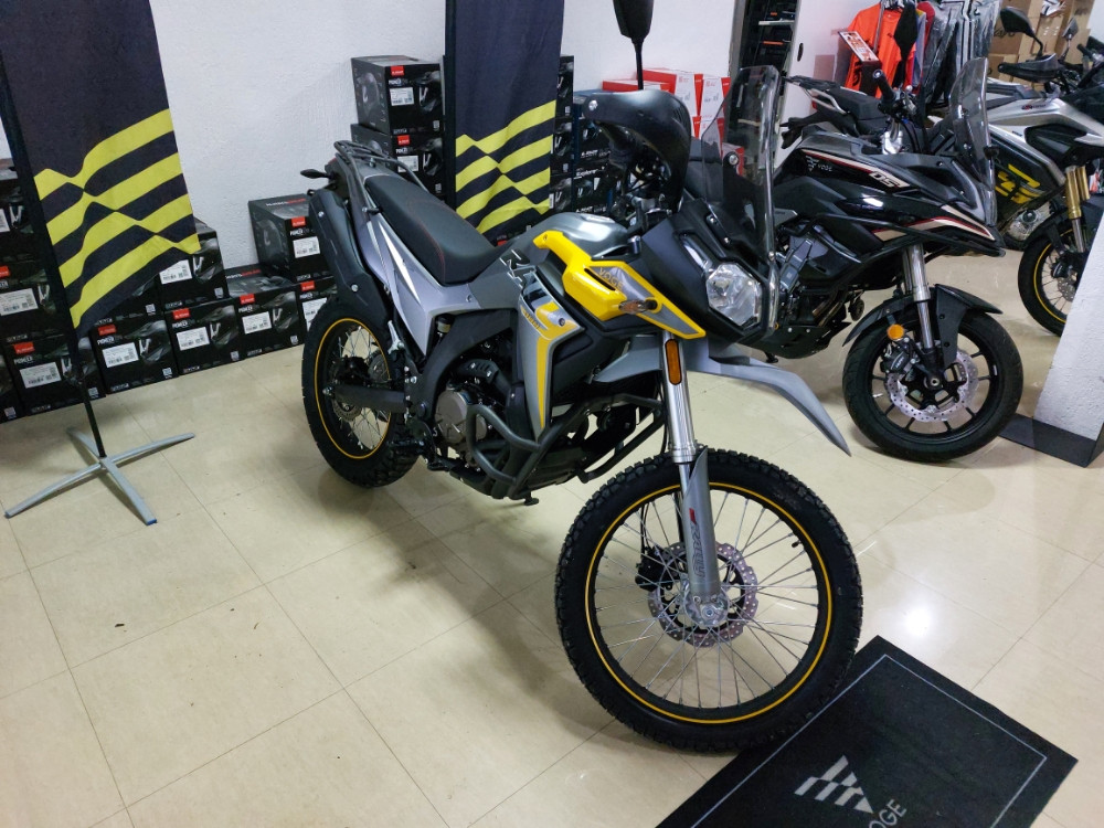 VOGE 300 Rally MOTO MOTOR  CROSS KTM