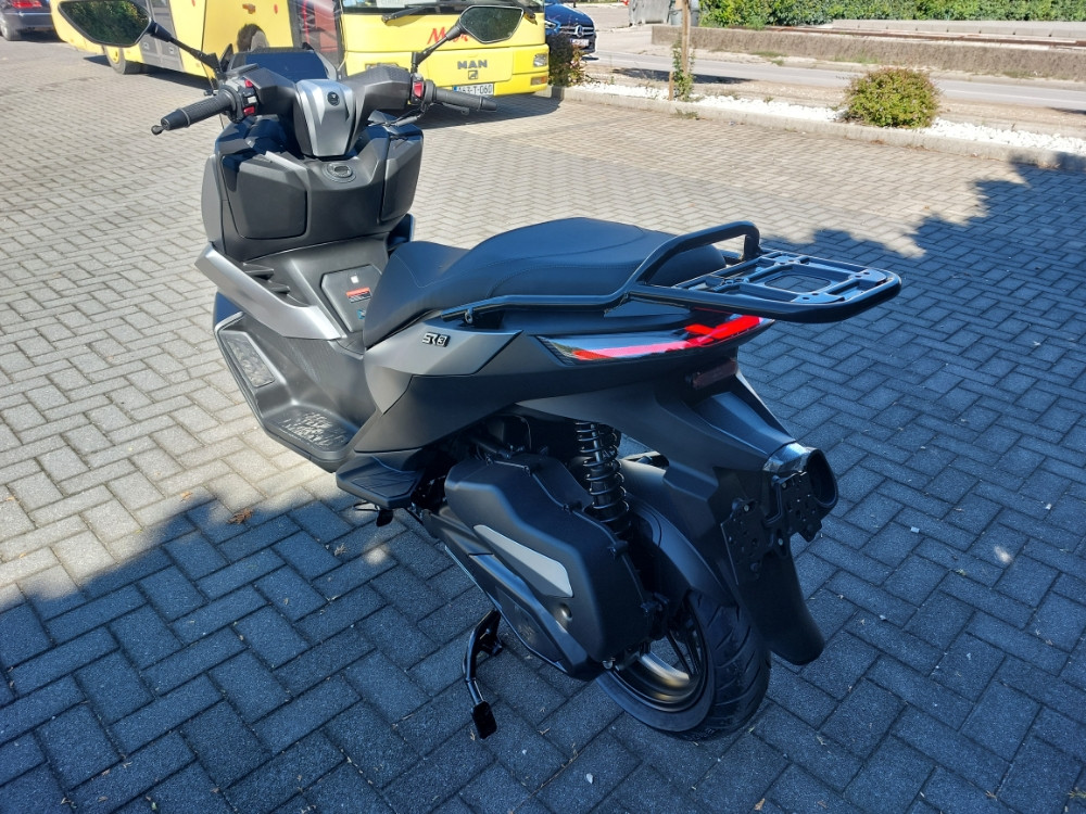 VOGE SR3 250 MAX SKUTER MOTOR MOTO