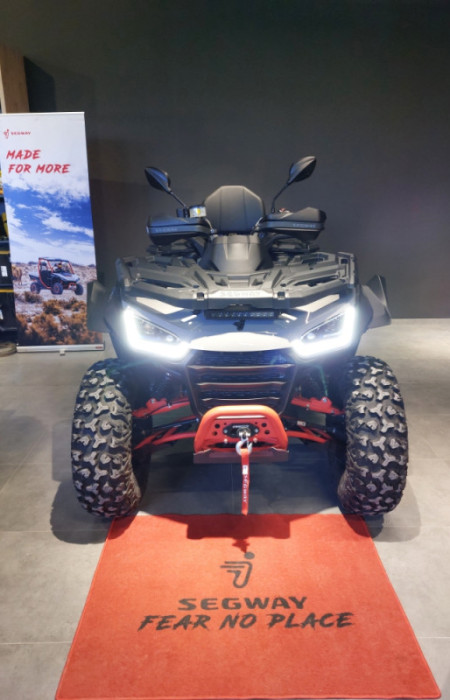 Segway Snarler AT10 1000 Wide ATV quad can am