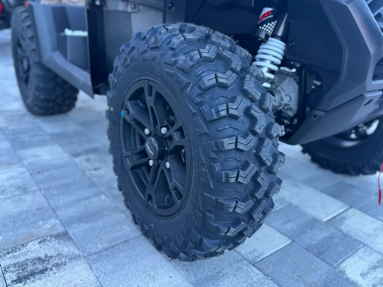 LONCIN XWOLF 1000 EPS-servo ATV QUAD