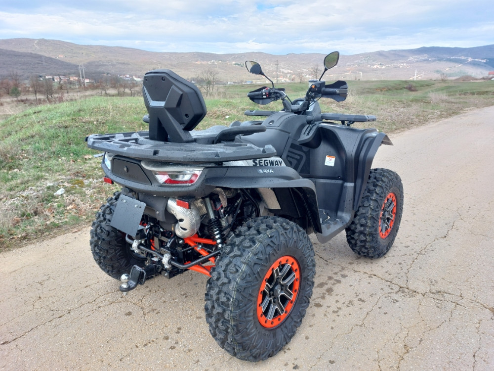 Segway Snarler AT10 1000 Wide ATV quad can am