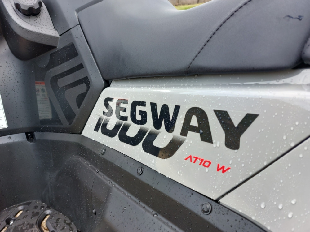 Segway Snarler AT10 1000 Wide ATV quad can am