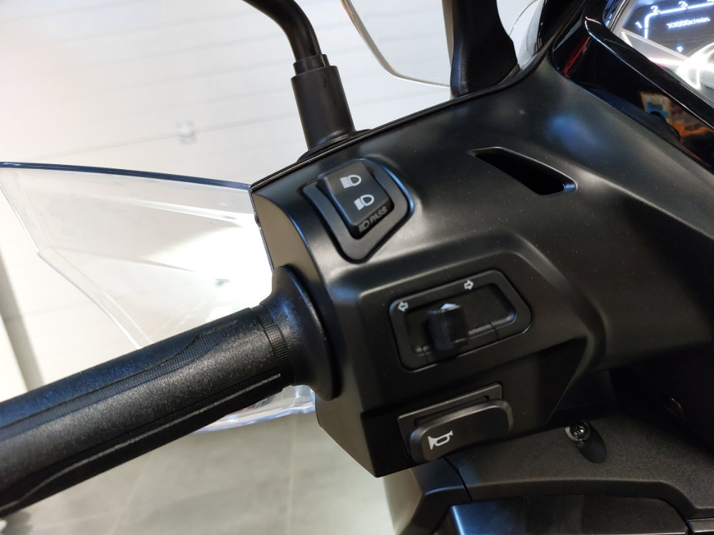 VOGE SR16 MOTOR MOTO SKUTER SCOOTER