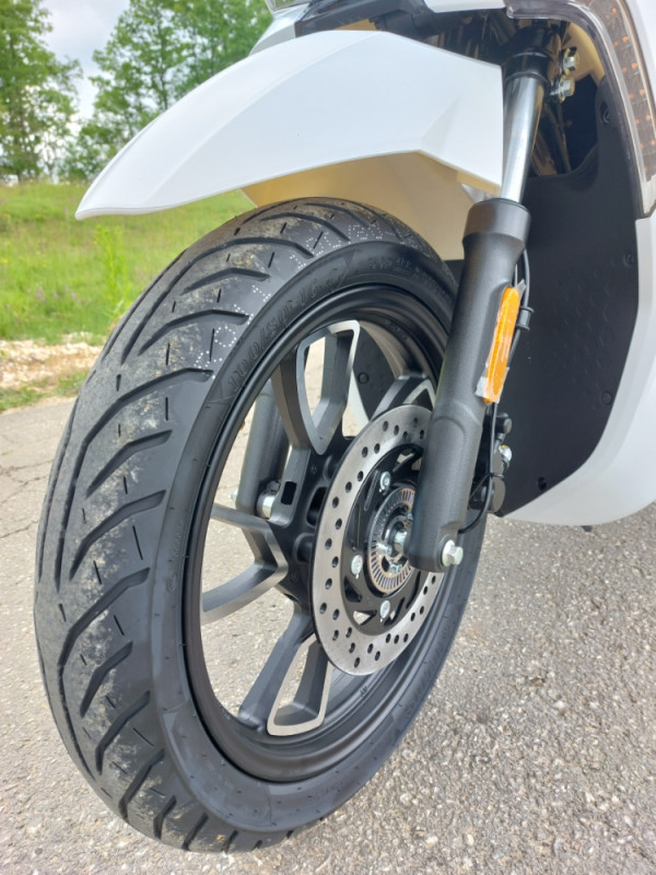 VOGE SR16 MOTOR MOTO SKUTER SCOOTER