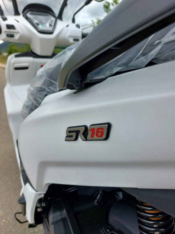 VOGE SR16 MOTOR MOTO SKUTER SCOOTER
