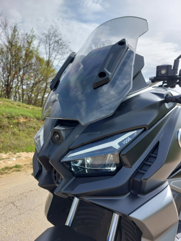 VOGE SR1 ADV 125 SKUTER MOTOR Piaggio Yamaha