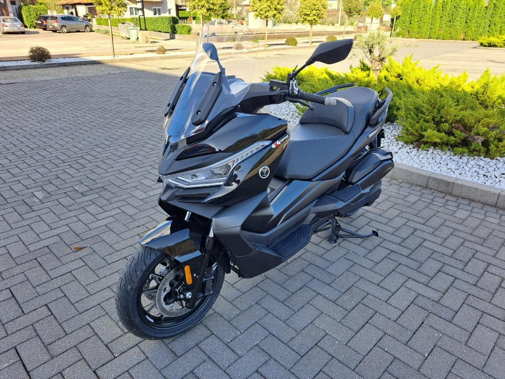 Voge SR4