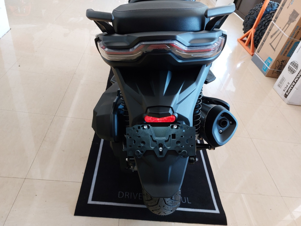 VOGE SR4 MAX 400 SKUTER MOTOR MOTO