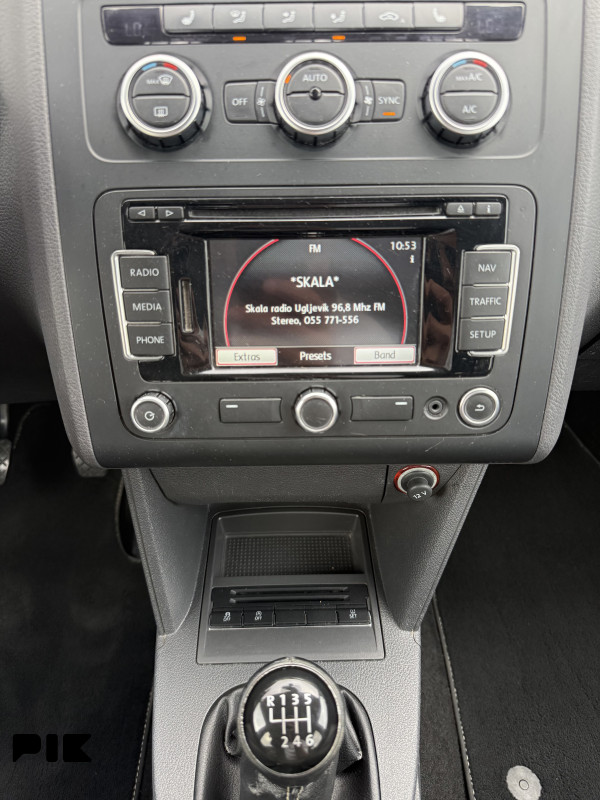VOLKSWAGEN TOURAN 2.0 TDI *7 sjedišta* MATCH