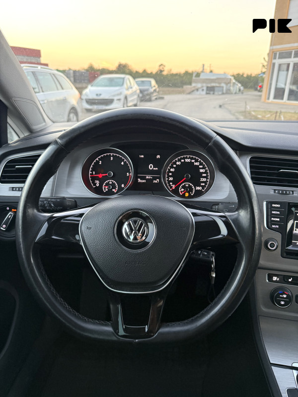 VOLKSWAGEN GOLF 7 1.6 TDI R LINE