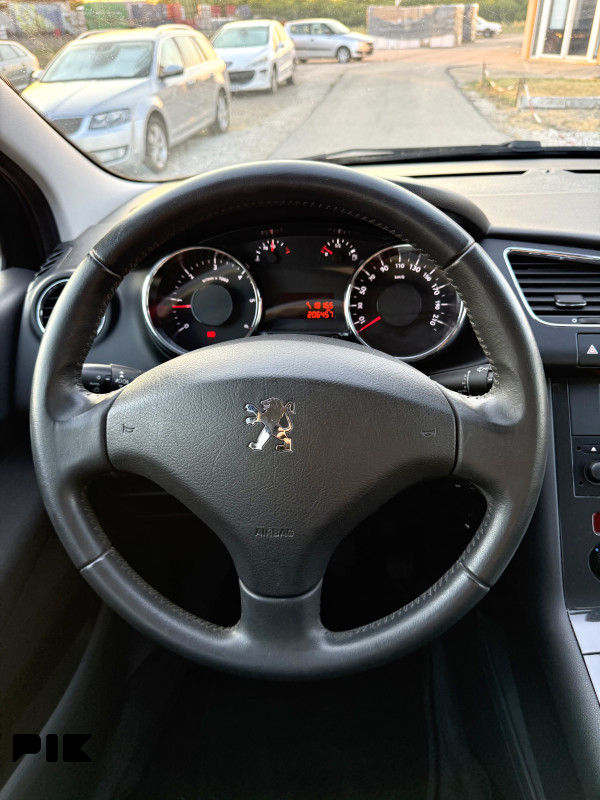 PEUGEOT 3008 1.6 HDI