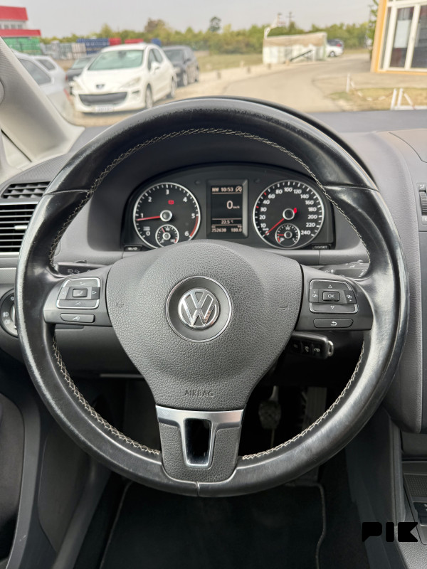 VOLKSWAGEN TOURAN 2.0 TDI *7 sjedišta* MATCH