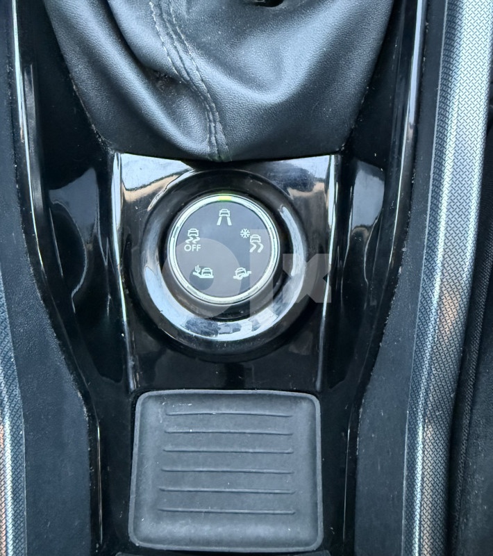 PEUGEOT 2008 1.6 HDI