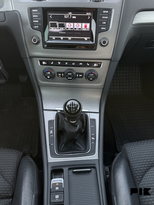 VOLKSWAGEN GOLF 7 1.6 TDI R LINE