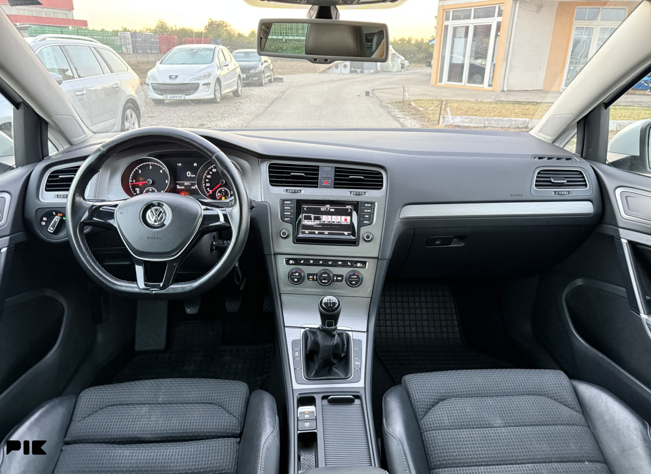 VOLKSWAGEN GOLF 7 1.6 TDI R LINE