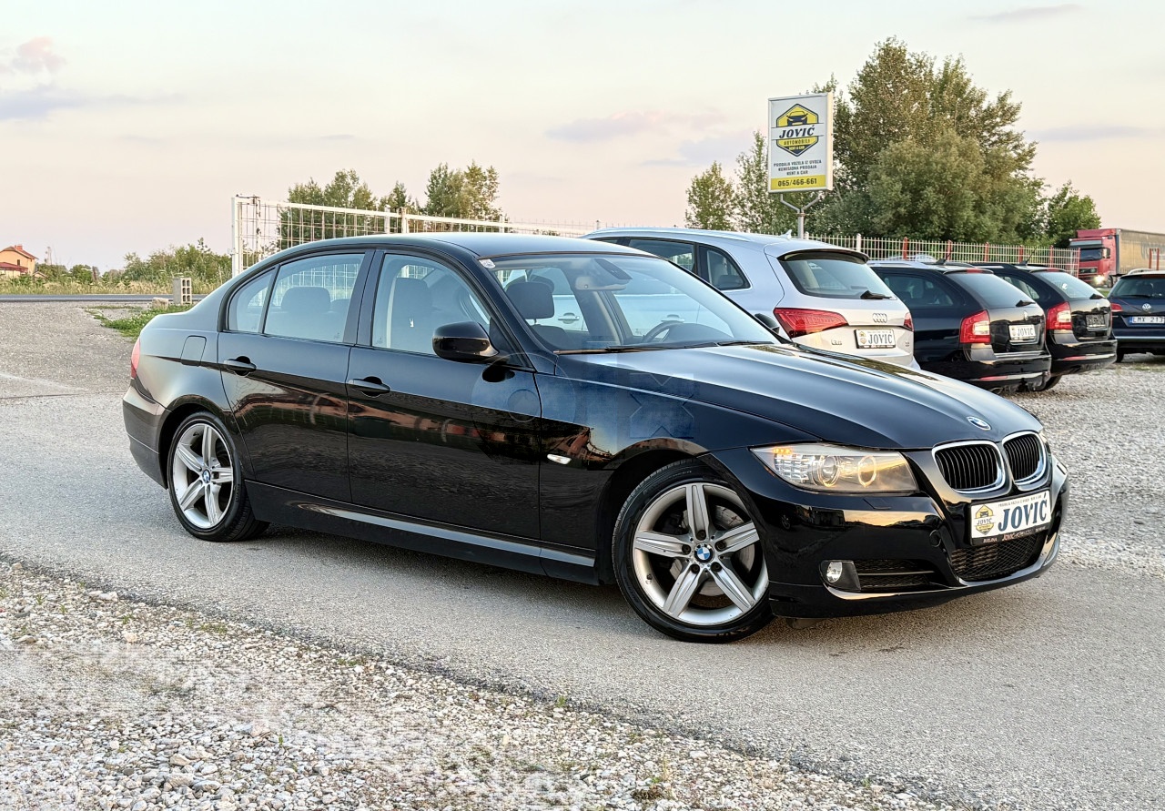 BMW 3 E90 320d *LED*