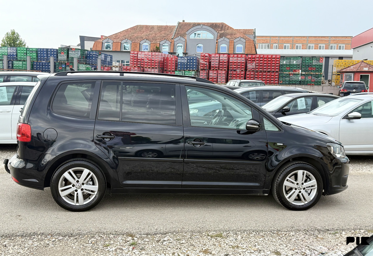 VOLKSWAGEN TOURAN 2.0 TDI *7 sjedišta* MATCH
