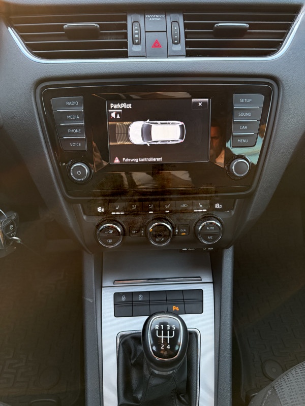 ŠKODA OCTAVIA 1.6 TDI *2014 god.*