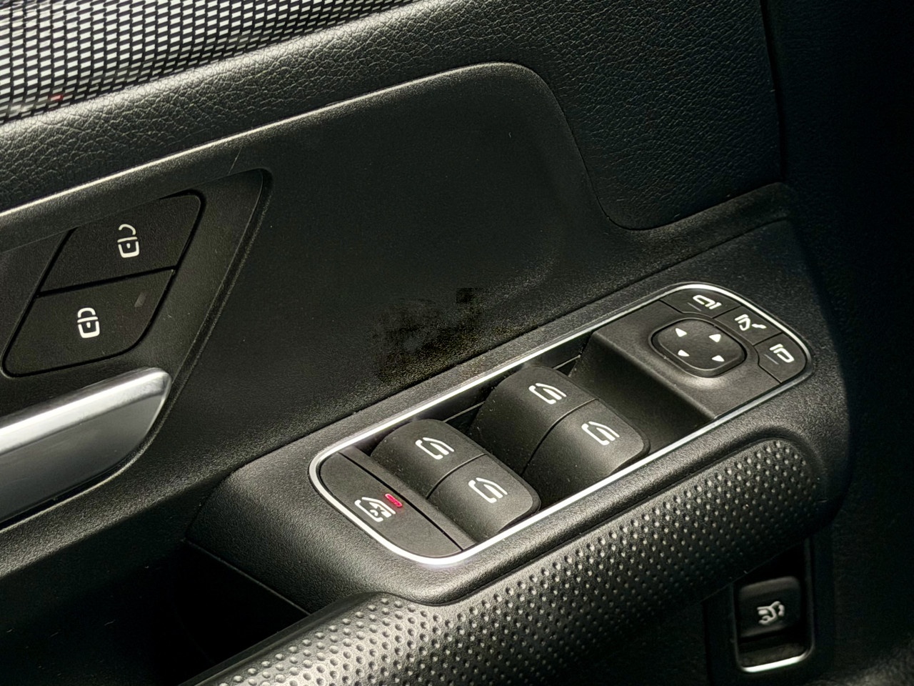 Mercedes-Benz B 180d-FULL LED- Automatik