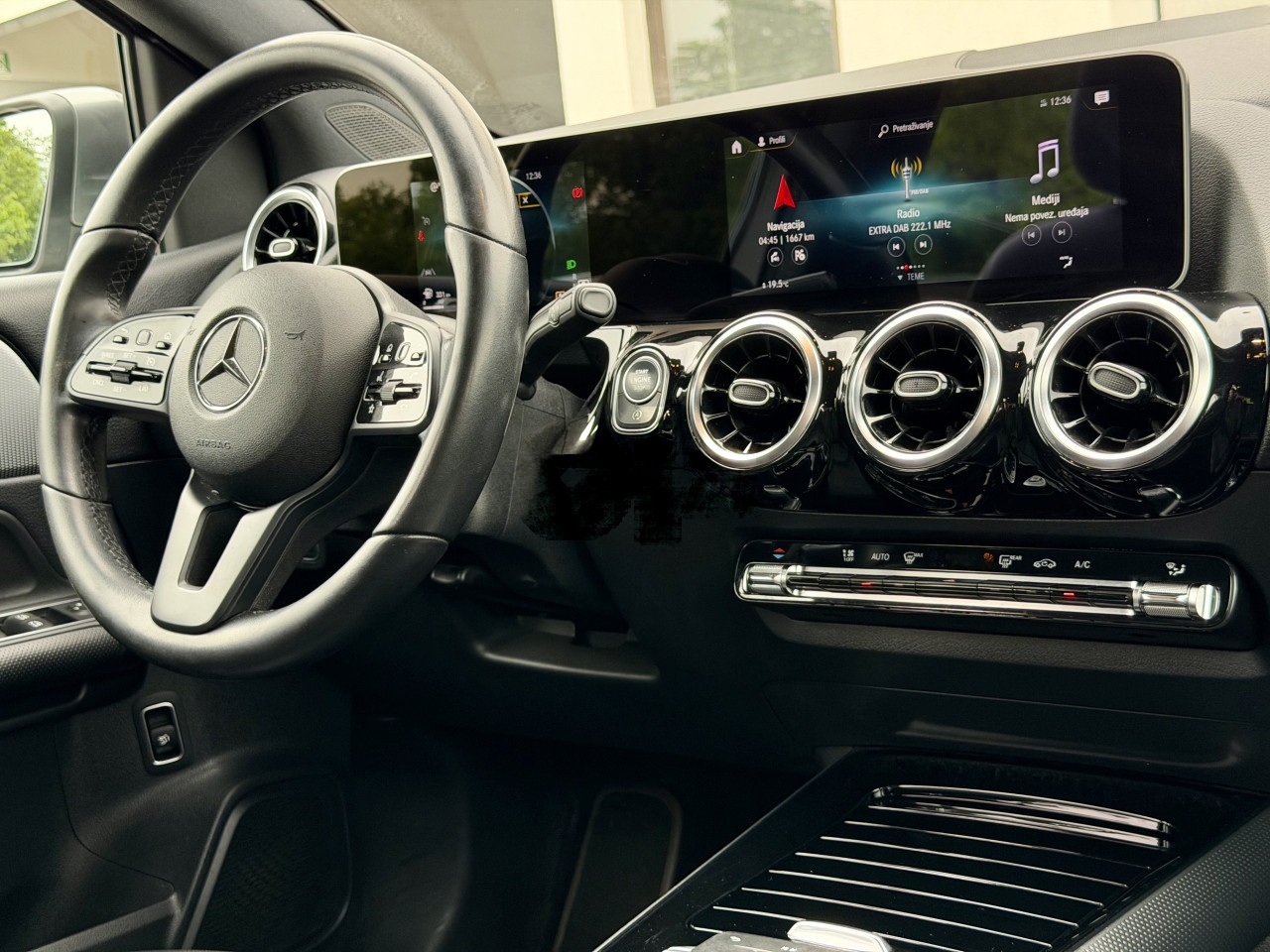 Mercedes-Benz B 180d-FULL LED- Automatik