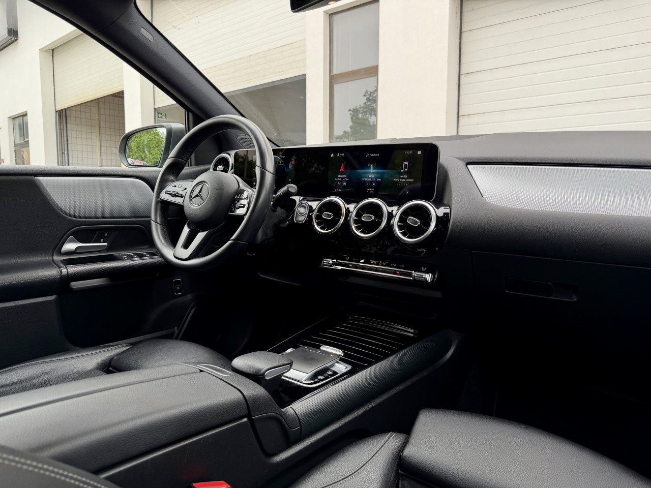 Mercedes-Benz B 180d-FULL LED- Automatik