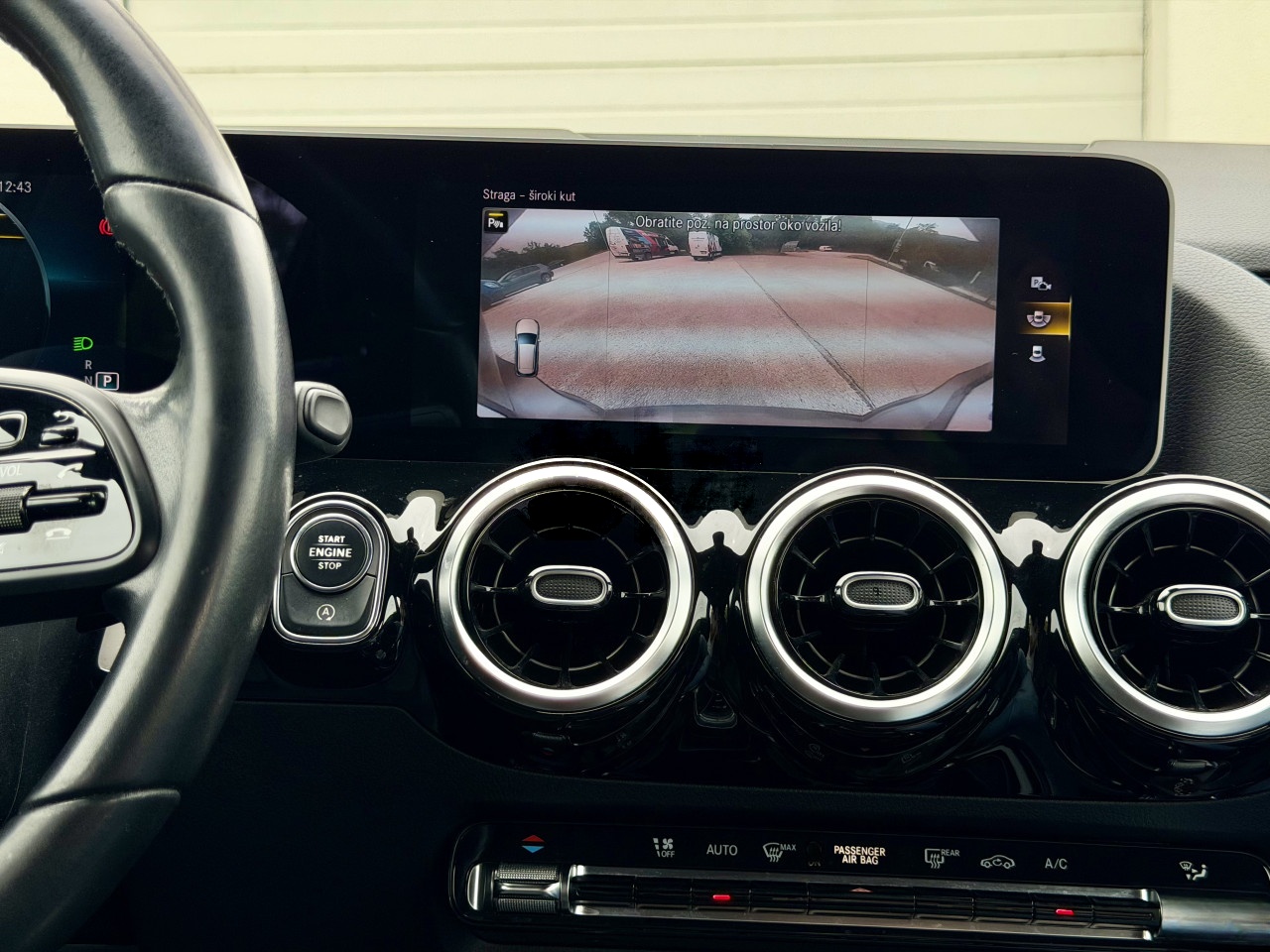 Mercedes-Benz B 180d-FULL LED- Automatik