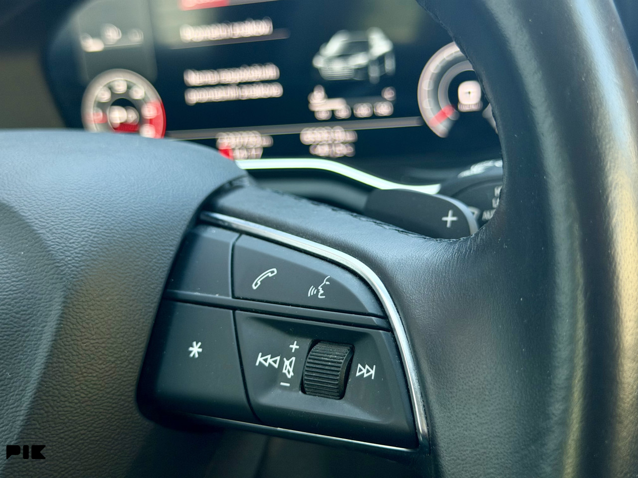 Audi A4 2.0 TDI Facelift 35 TDI /VIRTUAL / LED