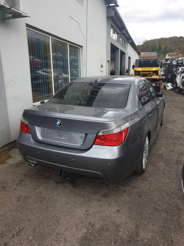 BMW E60 LCI 520 M OPTIK DIJELOVI AO DANKO