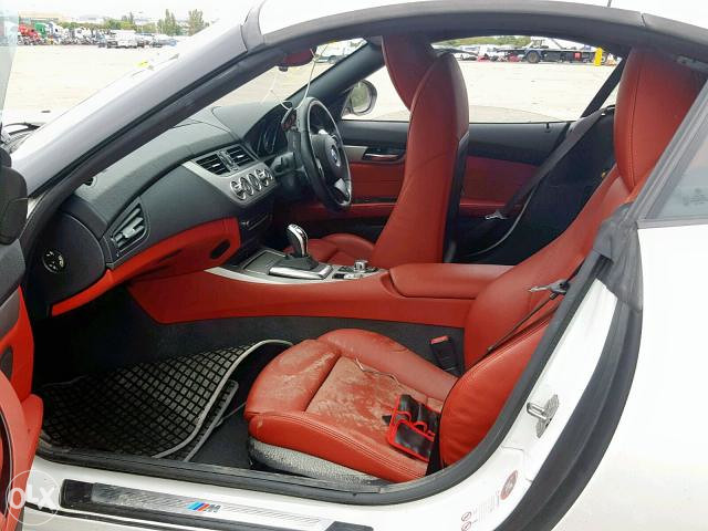 BMW Z4 E89 3.5i DIJELOVI
