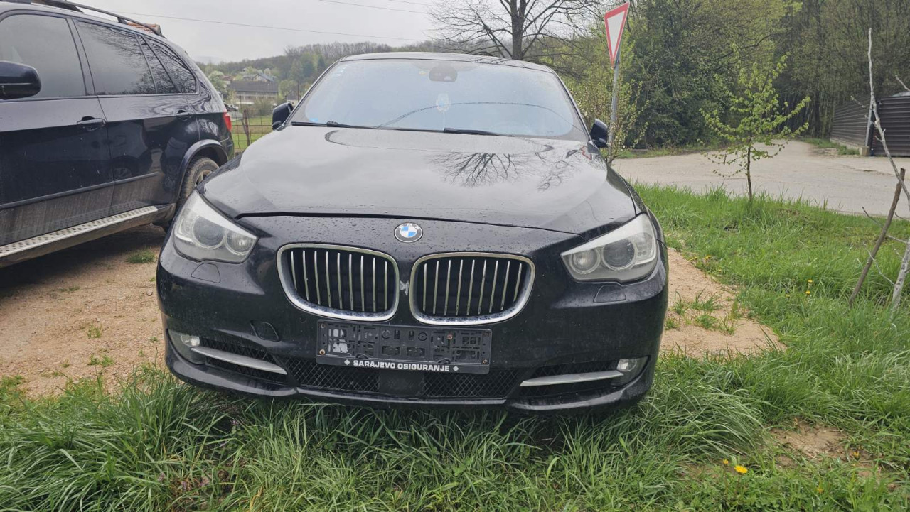 BMW F07 530DX 2011 dijelovi motor mjenjac Danko