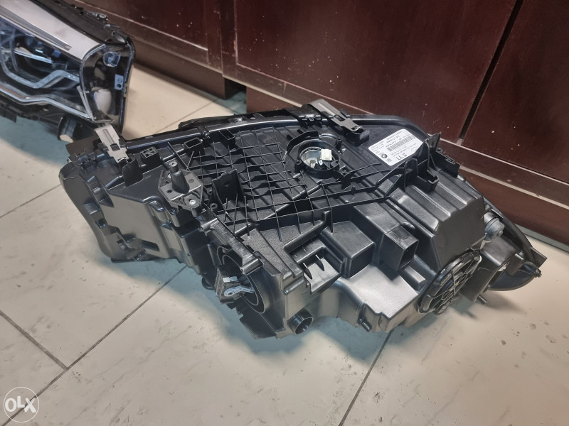 BMW FAR FAROVI  LED ADAPTIVNI G30 G31 AO DANKO