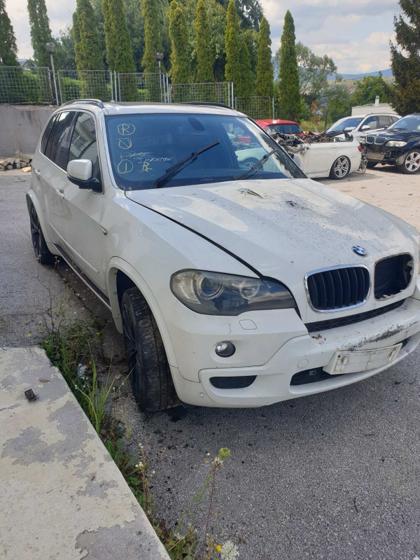 BMW X5 E70 2008 DIJELOVI AO DANKO