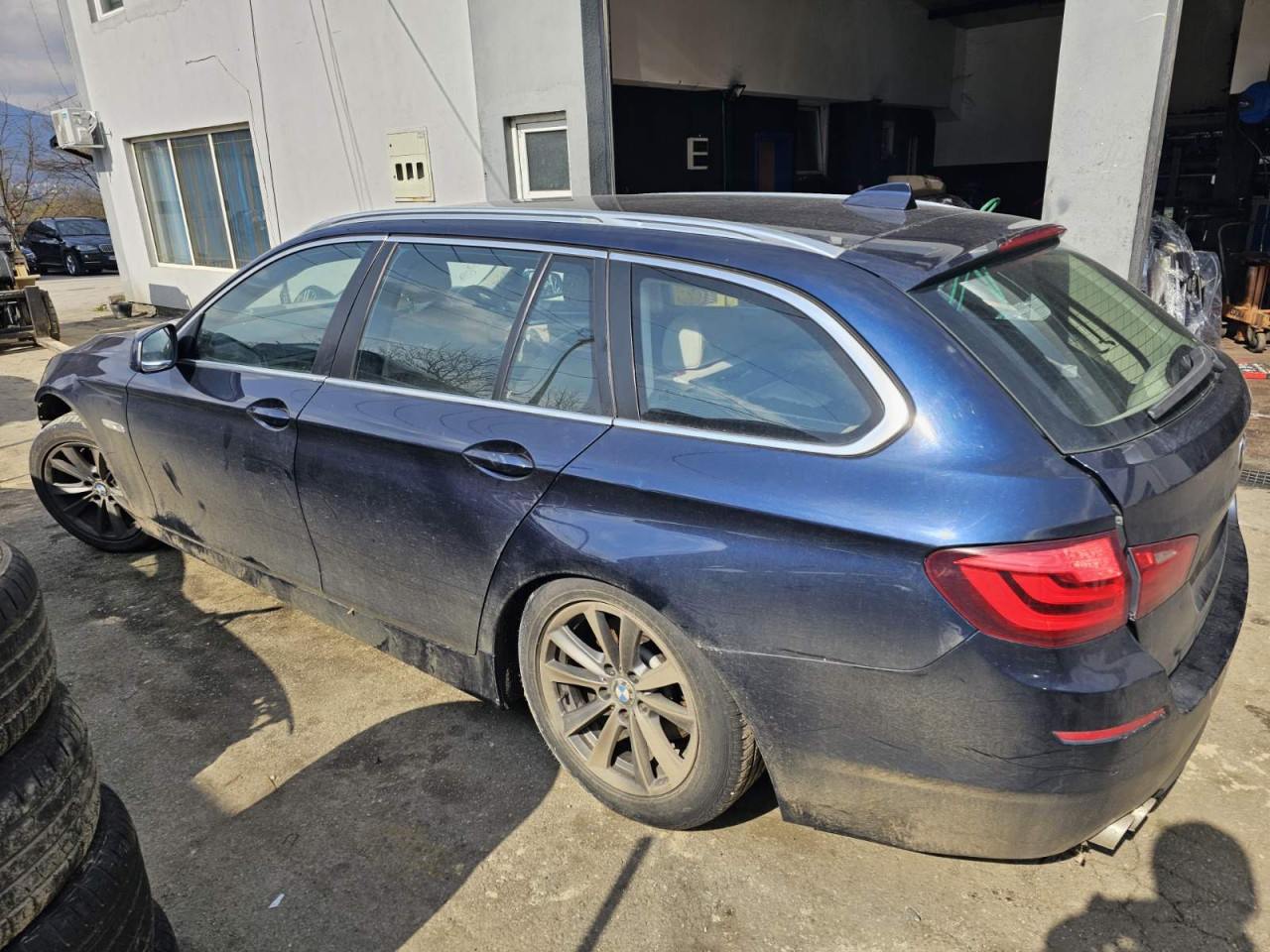 BMW 5 F11 520D DIJELOVI AO DANKO
