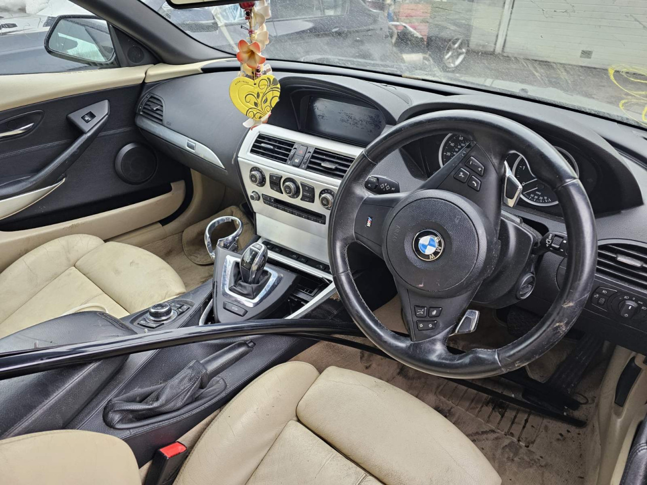 BMW E 64 635 D 2009 DIJELOVI A O DANKO