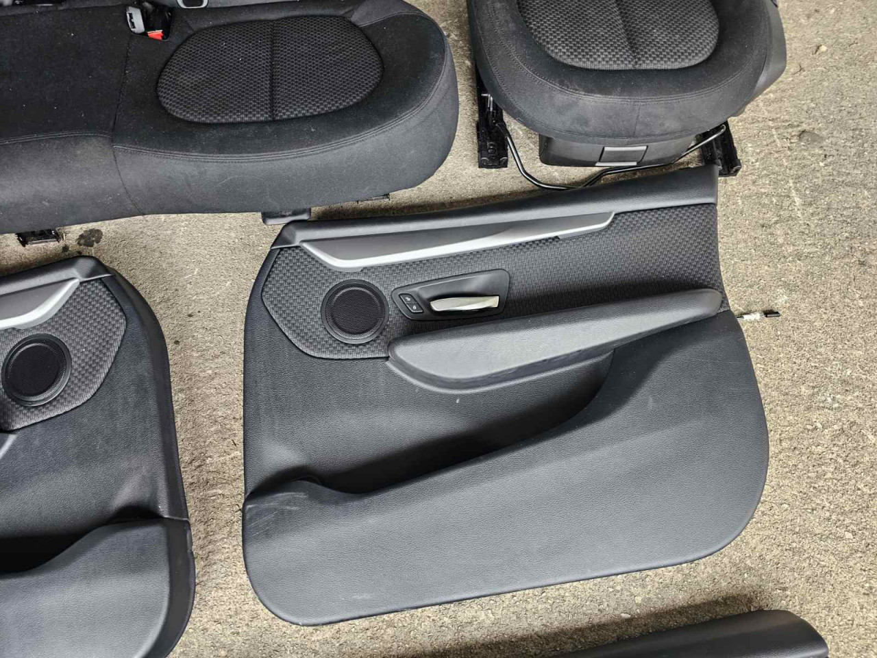 BMW 2 F45 Sjedista SET AO DANKO