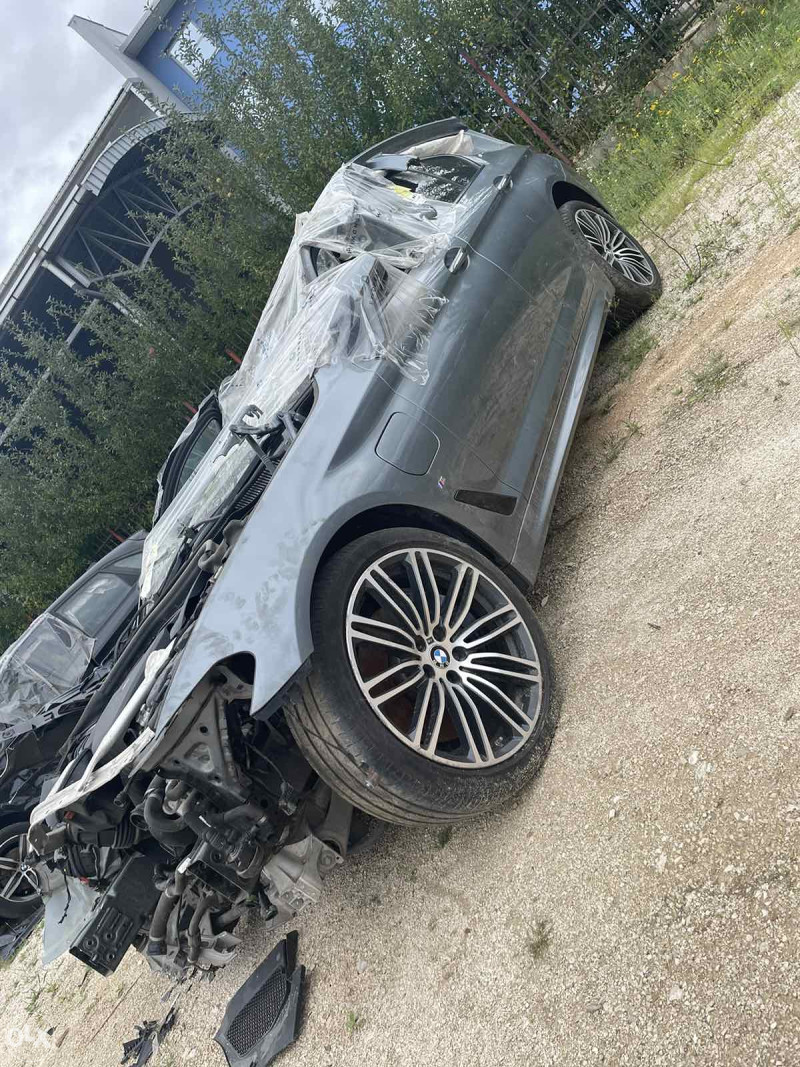 BMW 530 E HIBRID 2018 DIJELOVI A O DANKO