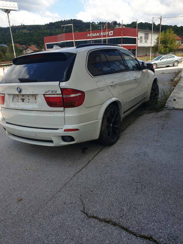 BMW X5 E70 2008 DIJELOVI AO DANKO