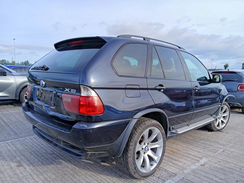 BMW E53 M57N 2006 dijelovi motor mjenjac limarija Danko